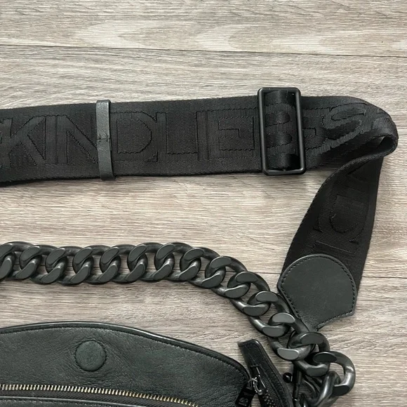 Liebeskind Berlin Women's Fab 3 Chain Hobo M - Picture 3 of 10